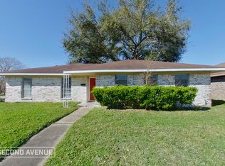 718 E Brown Ln, Deer Park, TX 77536