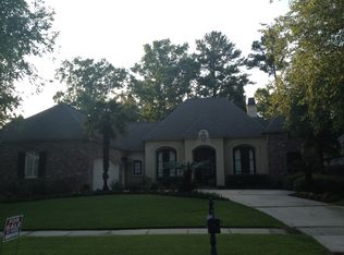 19305 Point O Woods Ct, Baton Rouge, LA 70809