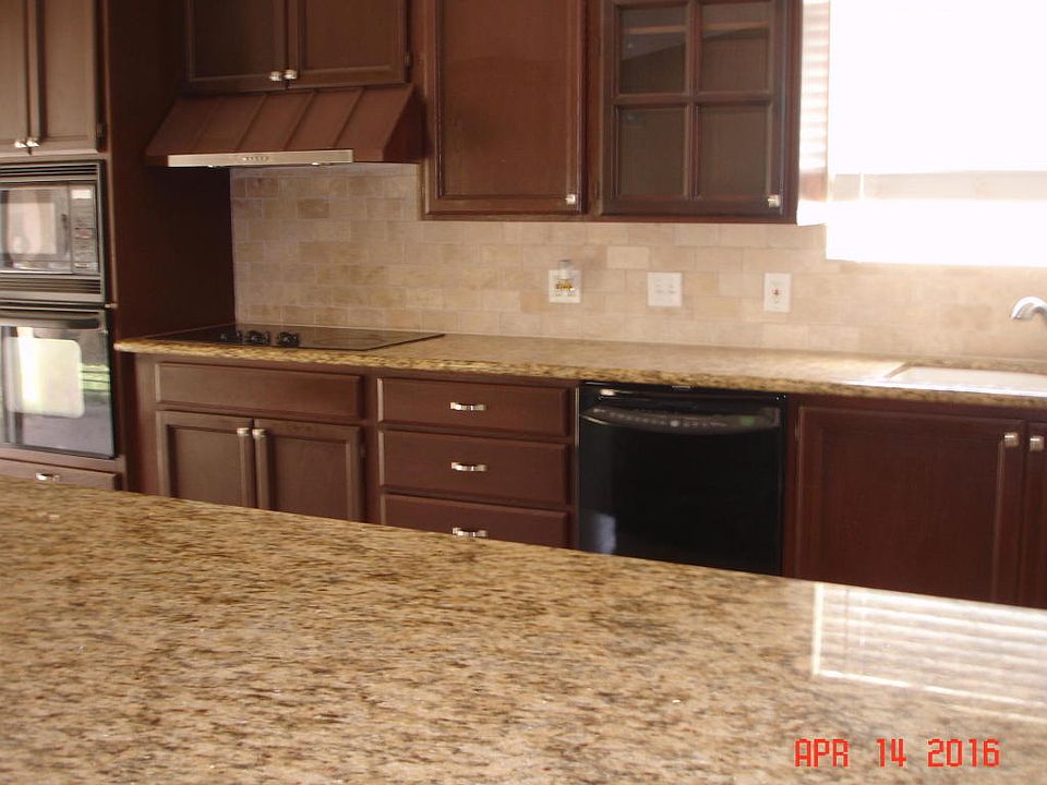 1st image of 615 N Banning
