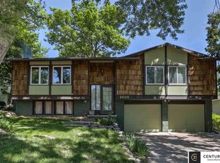 1605 N 107th Ave, Omaha, NE 68114
