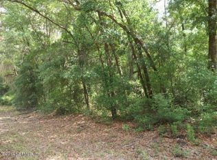 122 Morris Ave, Interlachen, FL 32148