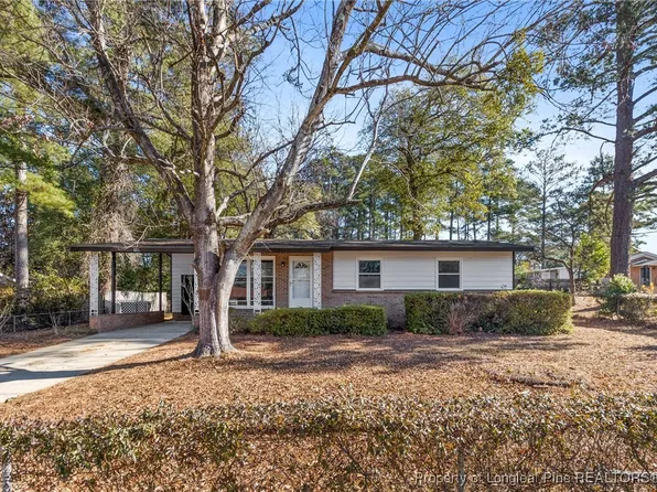 821 Moriston Rd, Fayetteville, NC 28314