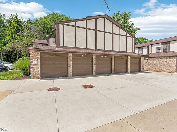 3rd image of 29347 Detroit Rd APT 2