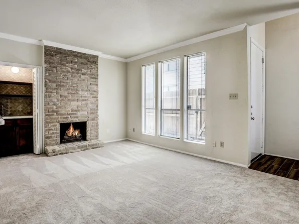 1881 Bering Dr APT 12, Houston, TX 77057