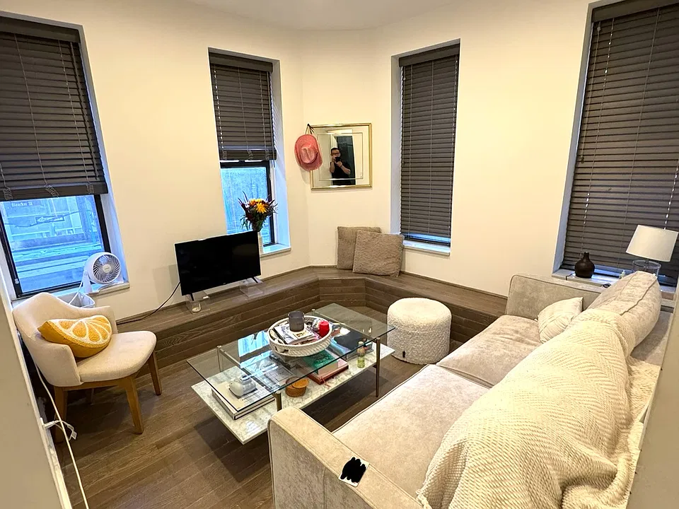 151 Bleecker St #10