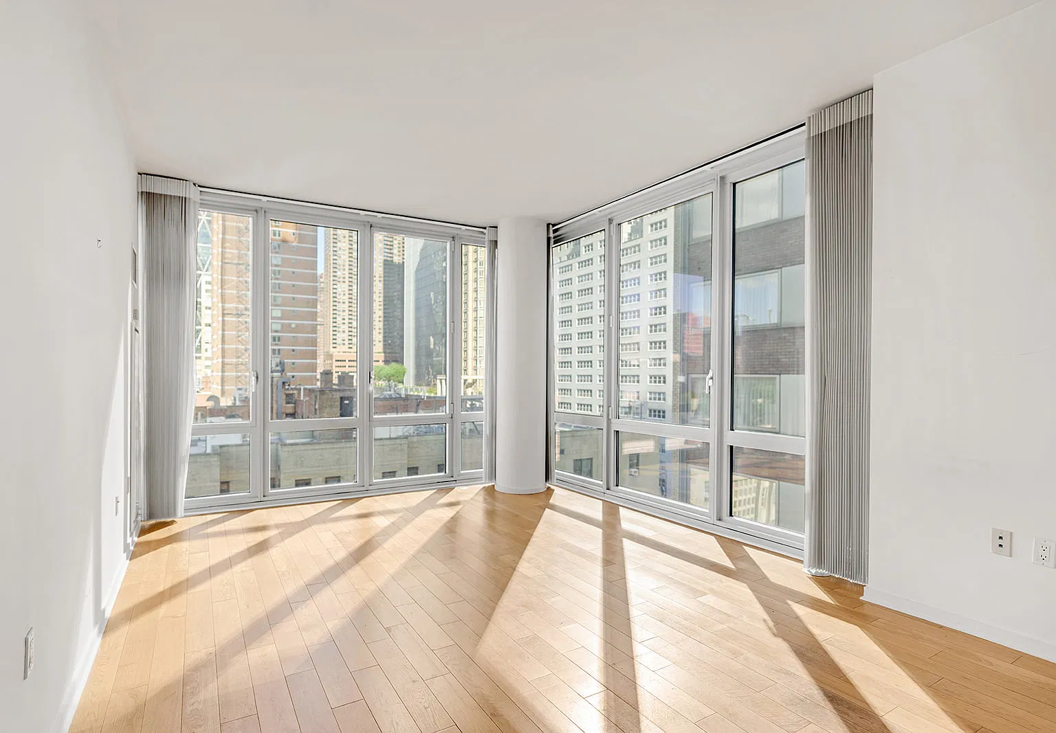 310 West 52nd Street — Photo 1