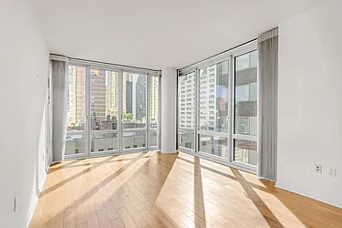 310 West 52nd Street, #8J