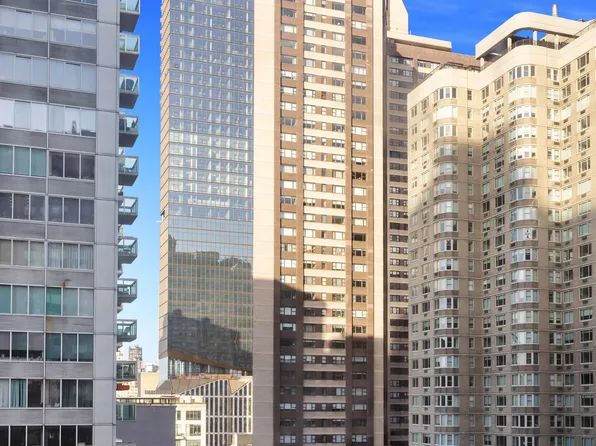 43 West 61st Street 16H image 6 of 6
