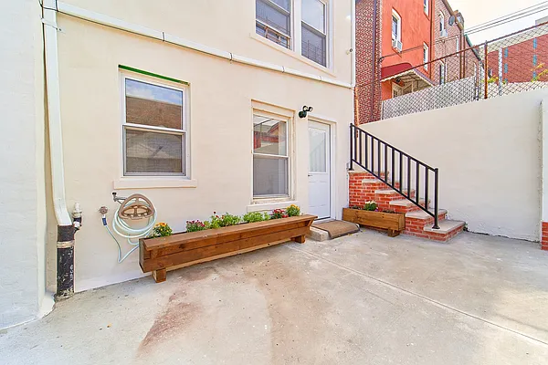 Rented by Living New York | media 7