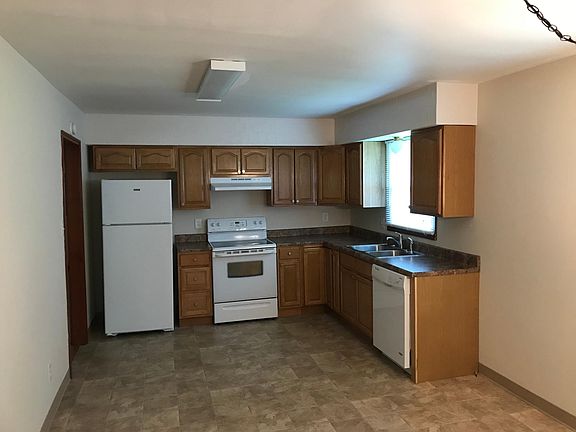 4th image of 527 Ravenwood Dr