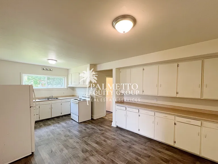 405 Richardson Ave #A — Photo 6