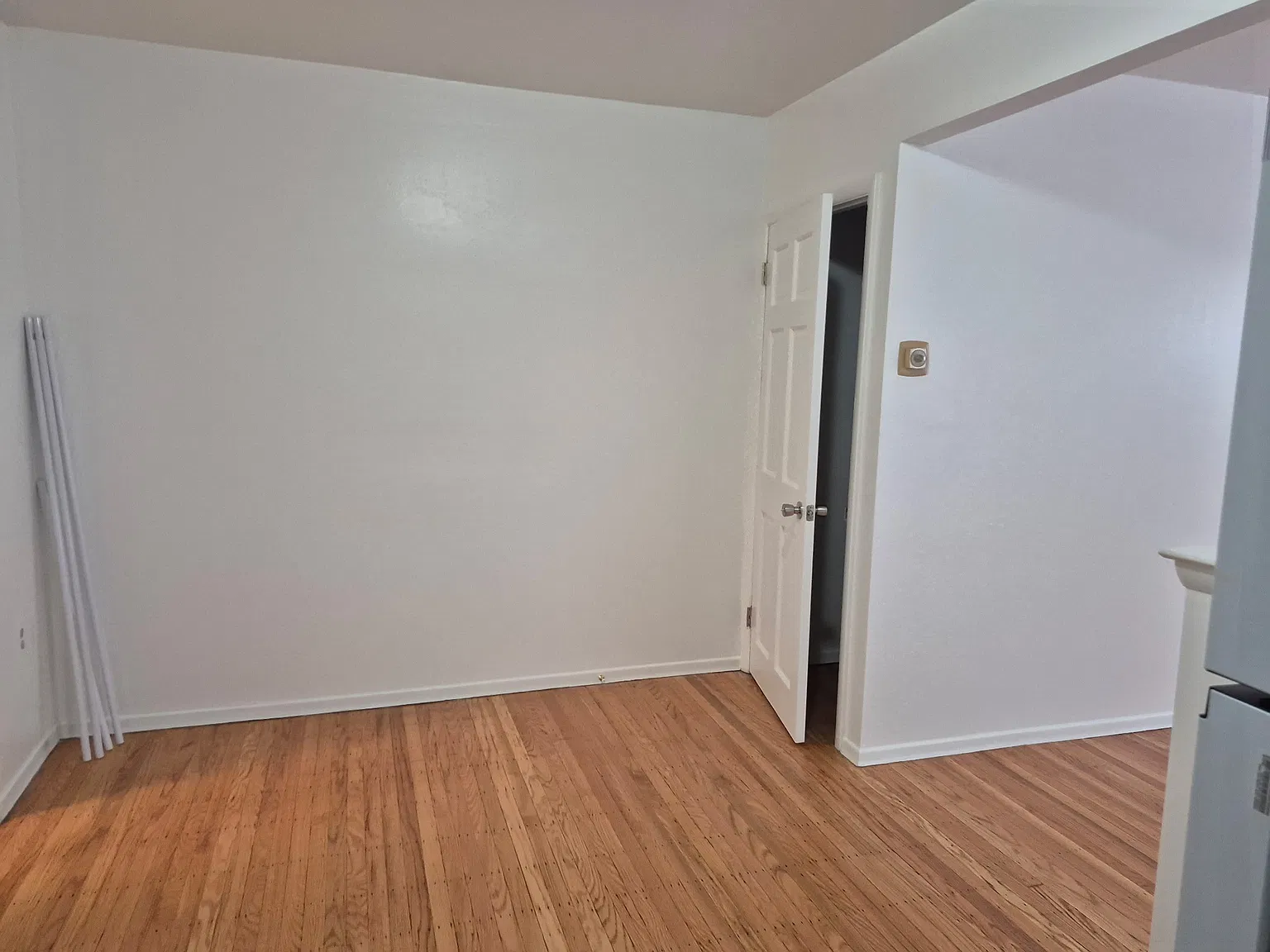 1 bed, 589 sqft, $1,300 — Photo 3