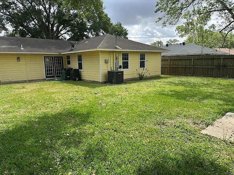 10101 Rebel Rd — Photo 3
