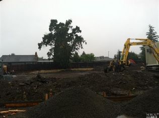 9281 Oak Trail Cir, Santa Rosa, CA 95409