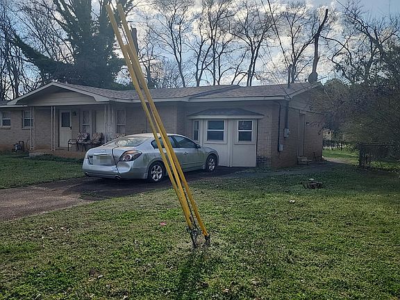 2nd image of 3213 Deerfield Rd NW