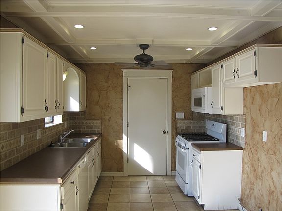5th image of 816 N 31st St