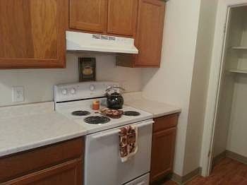 2nd image of 1024 E 12th St N APT 9