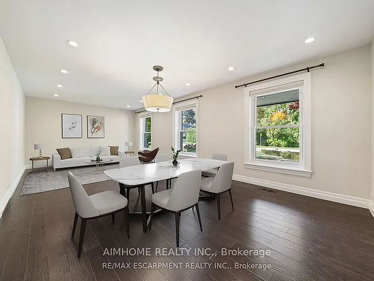 1300 Braeside Dr — Photo 24