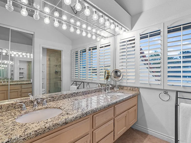 4947 Delos Way — Photo 43