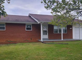 141 Sweeten Rd, Parrottsville, TN 37843