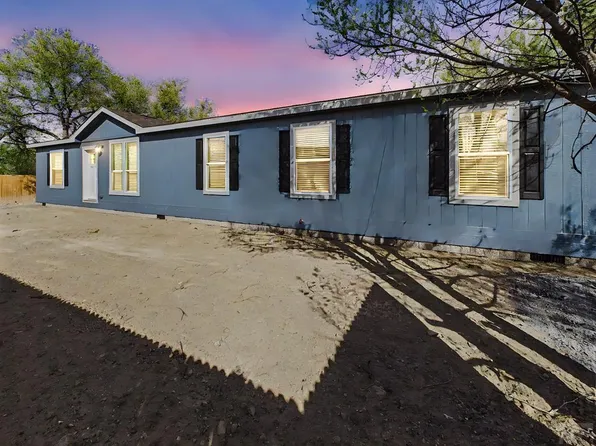 273 E Don Dr, Pueblo West, CO 81007