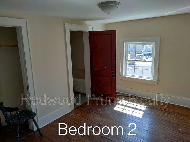 Photo 2 of 7 - 908 Main St #301 - Coalport, PA Building Photo - 908 Main St #301