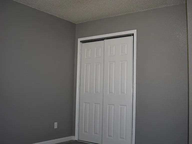 2906 Ennis Ave — Photo 14