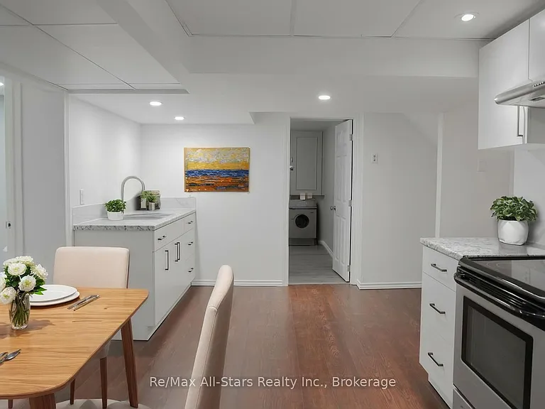 1 Crescent Ct #LOWER — Photo 7