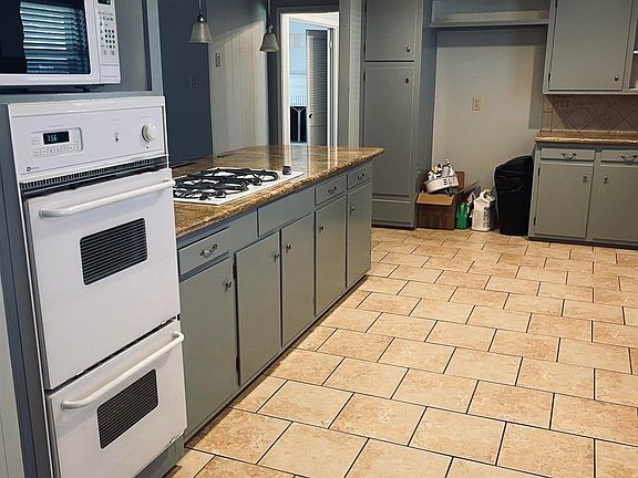 4th image of 600 N Johnson St