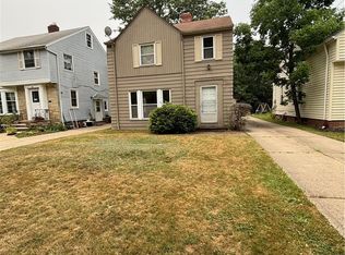 1920 Revere Rd, Cleveland Heights, OH 44118