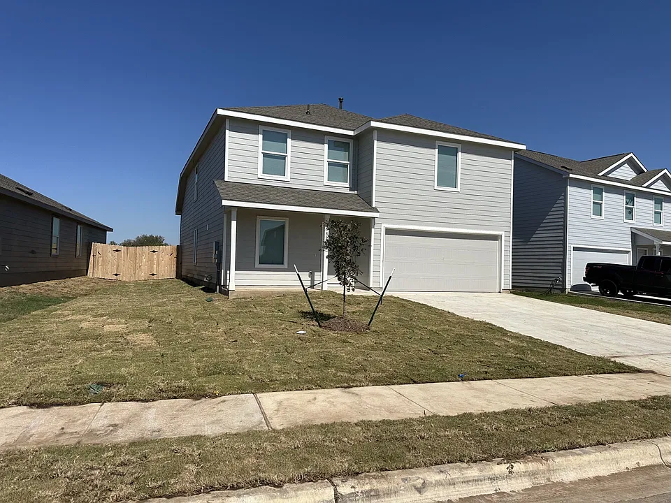 23820 Glowing Embers Dr