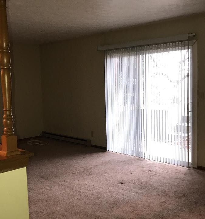 2nd image of 4568 Trevor Cir