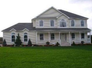 102 Blydenburg Rd #A, Centereach, NY 11720