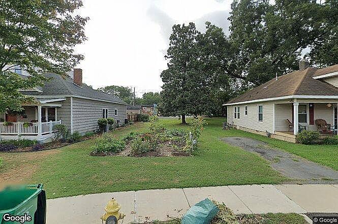 1st image of 820 Cross Trail Dr