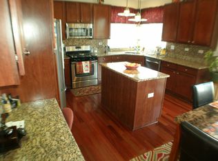 2531 Bainbridge Blvd, West Chicago, IL 60185