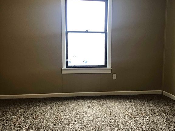 5th image of 2520 State St APT 3