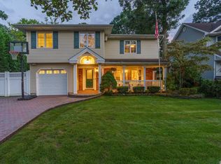 2090 Sherman Ave, Merrick, NY 11566