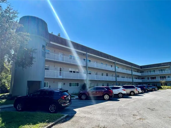 2441 Persian Dr APT 25, Clearwater, FL 33763