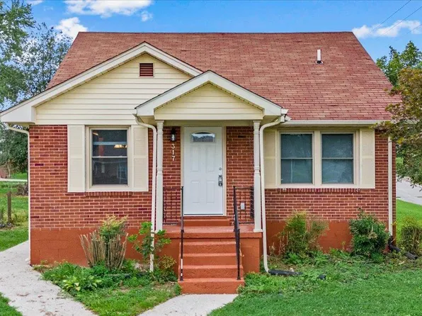 317 W Center St, Munfordville, KY 42765