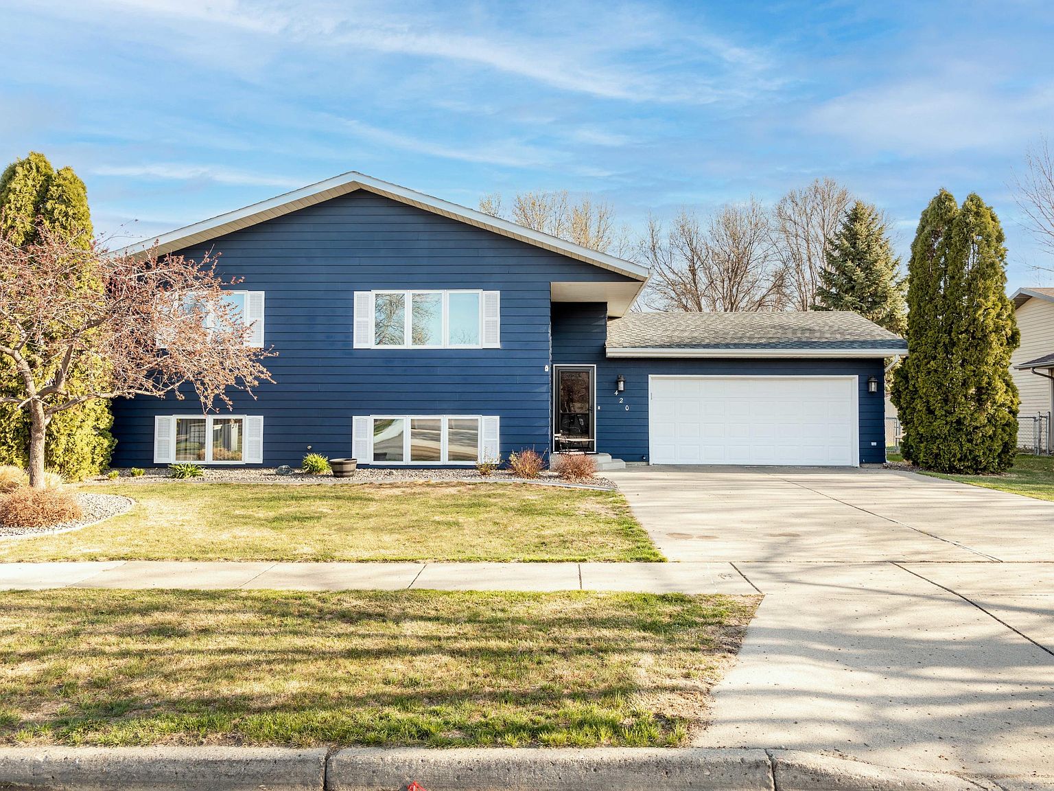 420 E Wachter Ave, Bismarck, ND 58504 | Zillow