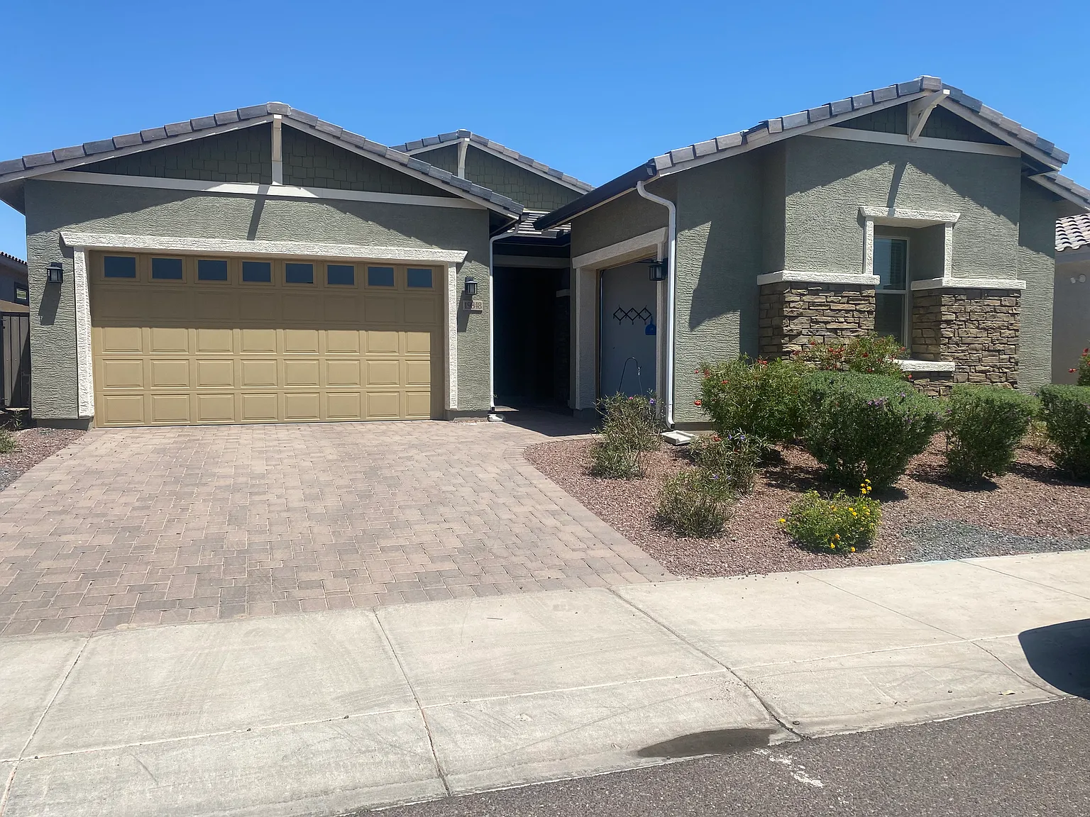 19848 W Monterosa St — Photo 2