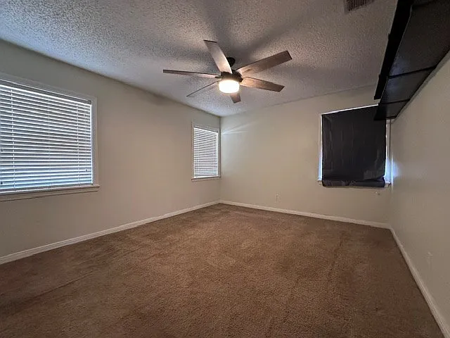 3773 Highland Dr — Photo 9