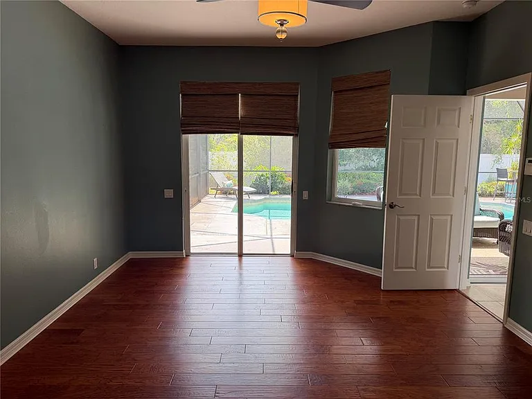 4823 Carrington Cir — Photo 13