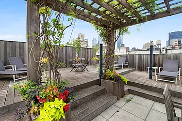 233 West 21st Street, #2A