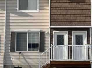 1621 1st St #2, Estevan, SK S4A2X4