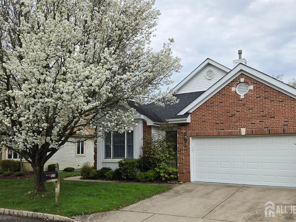 1st image of 133 Chichester Rd