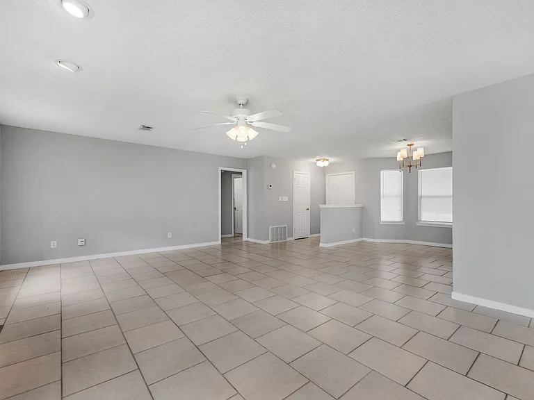 3868 Mariners Dr — Photo 8