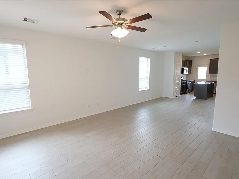 5719 Tabula Rasa Dr — Photo 4