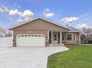 14376 Embry Ct, Apple Valley, MN 55124