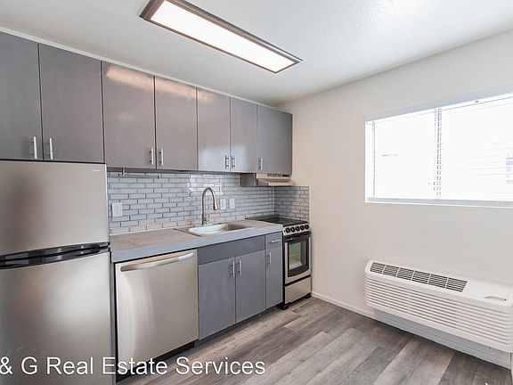 5th image of 2020 W Orangewood Ave #22